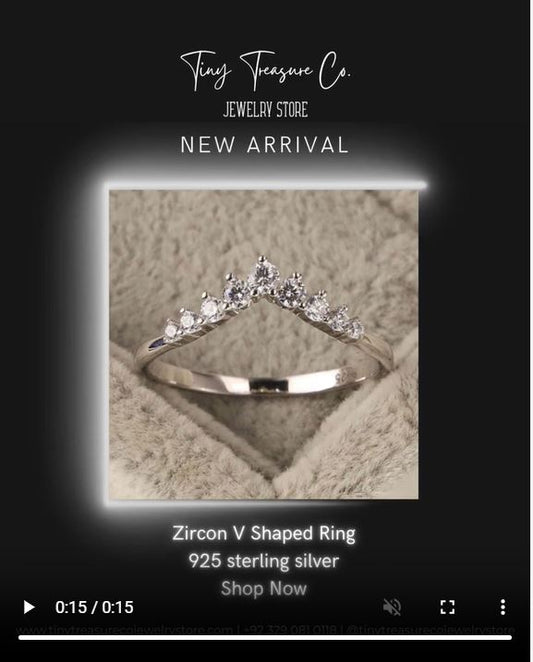 Zircon "Inverted V" Diamond Crown Shaped Ring