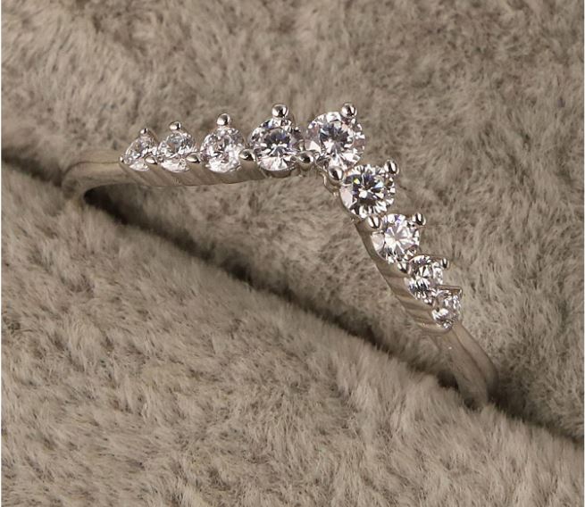 Zircon "Inverted V" Diamond Crown Shaped Ring