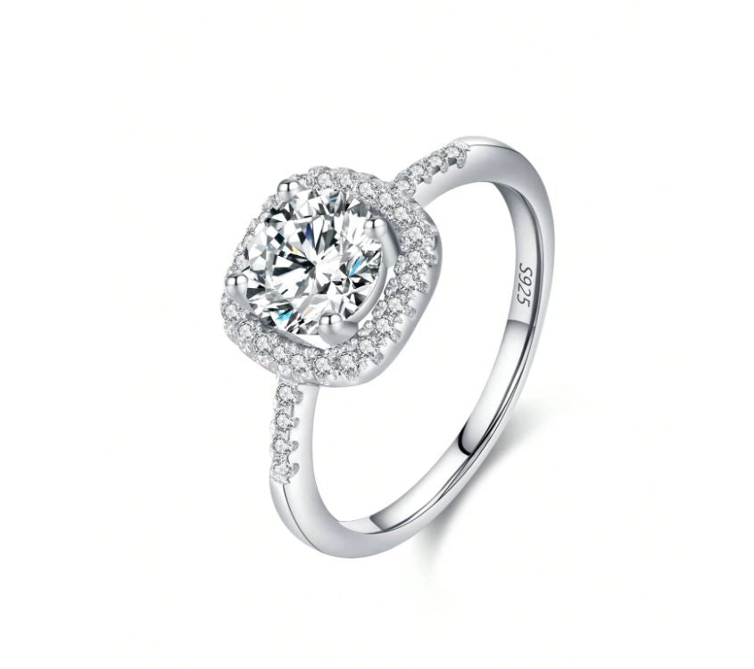 Luxe Legacy Square Zircon Ring